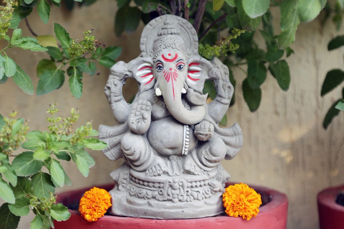 Eco-friendly Ganpati Idol | Natural Clay | Chemical-free | Biodegradable | Scrapshala