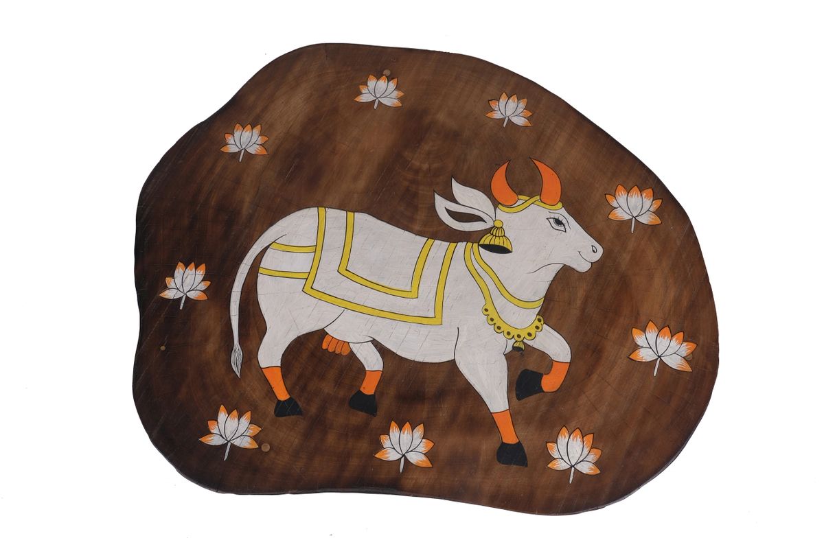 Pichwai wooden log coffee table