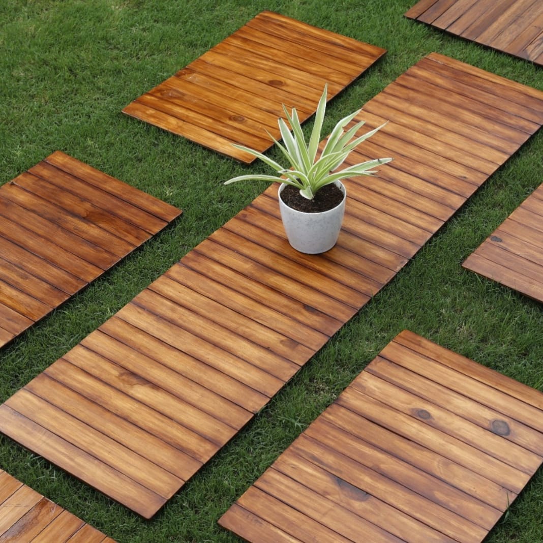 Earthy Walnut Dining Gift Set | 1 Runner & 6 Table Mats | Handcrafted & Sustainable | Foldable & Light Weight | Made in India