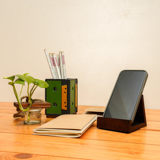 Green My Desk Gift Hamper | Upcycled Penstand | Pack of 4 notepads | Hanging indoor planter | Office mobile holder| Sustainably handcrafted