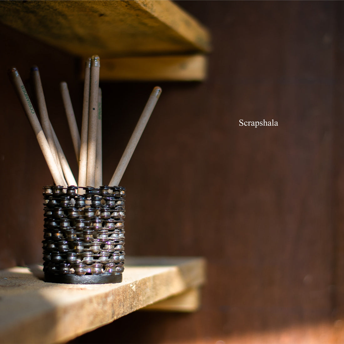 Biker Chain Pen Stand | Upcycled Bicycle Chain Desk Organizer | Handcrafted in India | Scrapshala